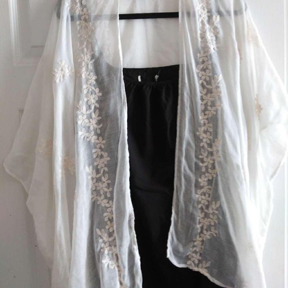 Tunic - Picture 2 of 5